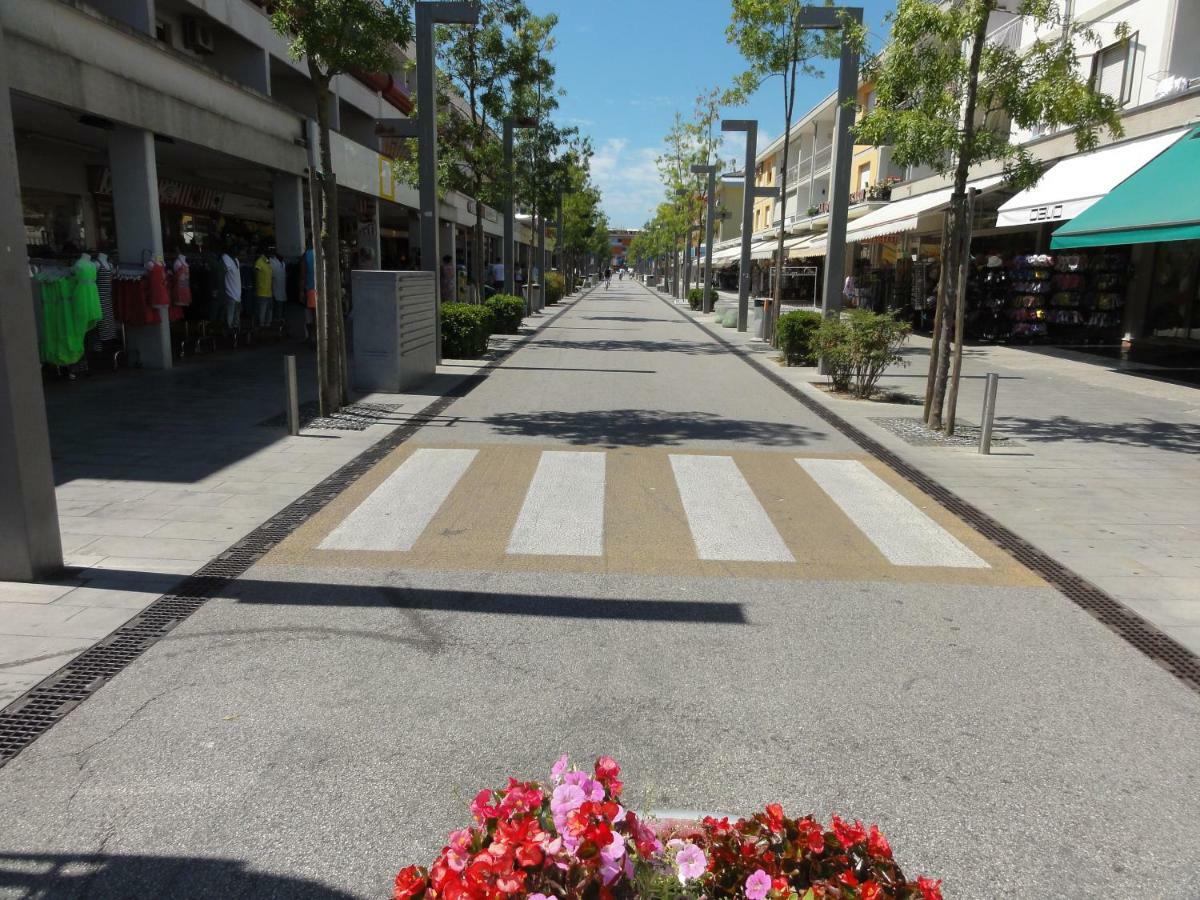 Storione - Appartamenti Bibione Extérieur photo